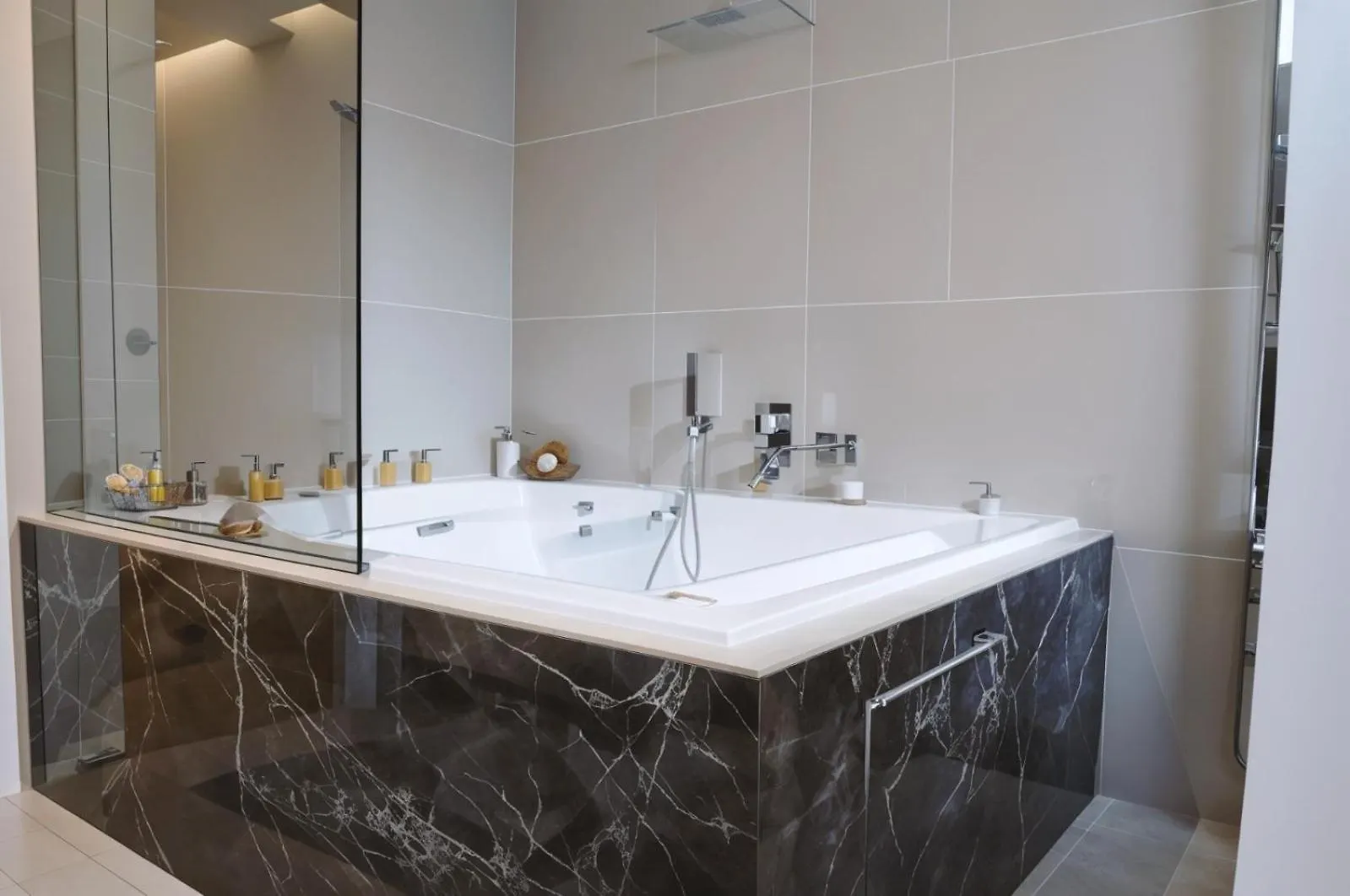 Suite Strasburgo Palermo